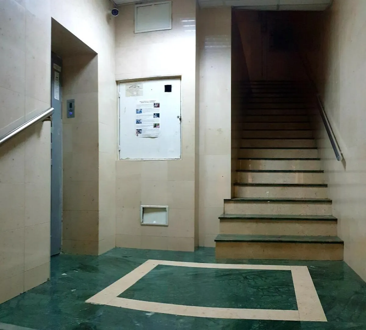 Ultracentral Studio Near Government Victory Square 布加勒斯特 0*,