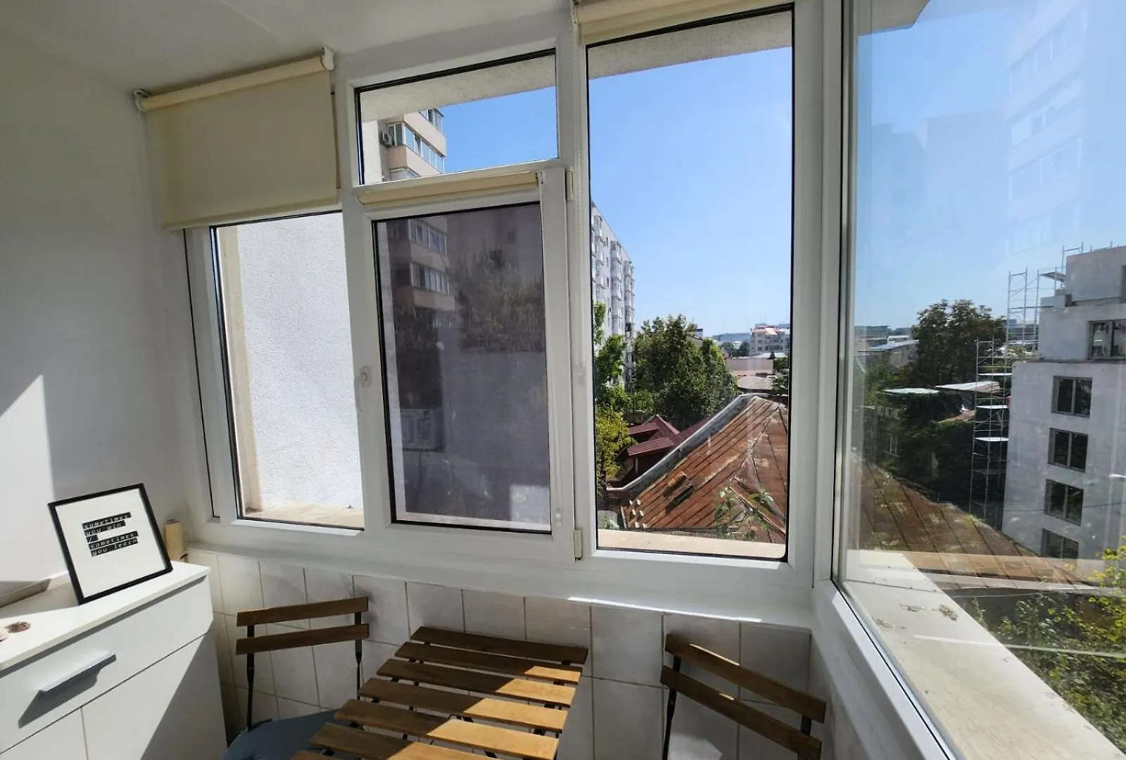 Ultracentral Studio Near Government Victory Square Bucureşti 0*,