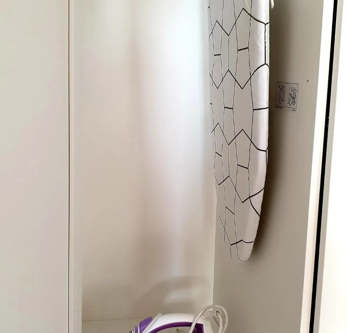 Ultracentral Studio Near Government Victory Square Bucureşti Apartament