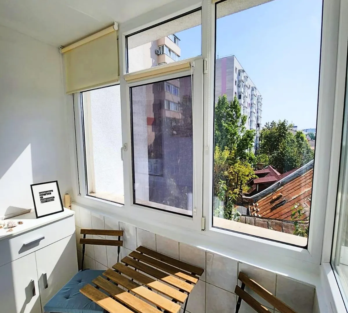Ultracentral Studio Near Government Victory Square 부쿠레슈티 0*,  루마니아